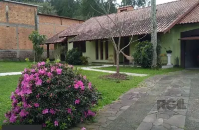 Casa com 4 quartos à venda na Avenida João Antônio Silveira, 8752, Restinga, Porto Alegre