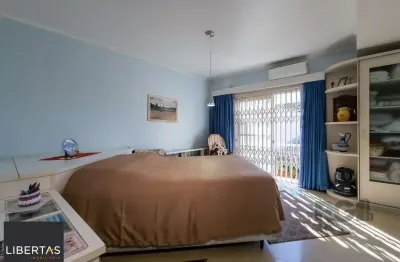 Casa em condomínio fechado com 3 quartos à venda na Rua Ladislau Neto, 474, Ipanema, Porto Alegre