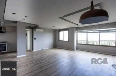 Apartamento em Porto Alegre, no bairro Cavalhada, com 3 dormitório(s), e 3 banheiros, à venda.