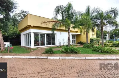 Casa em Condomínio à venda, bairro Campo Novo,  3 quartos (1 suite),  3 banheiros, 1 vaga