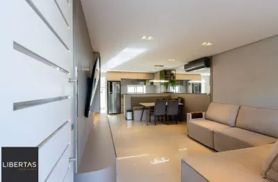 Sobrado para Venda - 95,16m², 3 dormitórios, sendo 1 suites, 2 vagas - Hípica