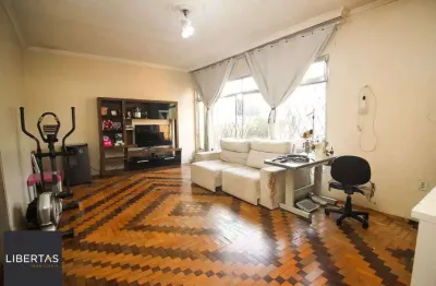 Imóvel com localização estratégica e versátil no coração do bairro Glória