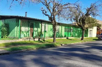 Casa com 4 quartos à venda na Avenida Gamal Abdel Nasser, Rubem Berta, Porto Alegre