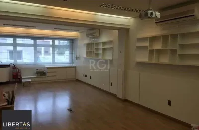 Conjunto/Sala para Venda - 73.6m², 0 dormitórios, Petrópolis