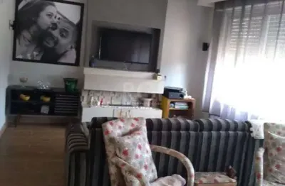 Casa com 3 quartos à venda na Avenida dos Gaúchos, 775, Sarandi, Porto Alegre