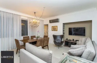 Apartamento no Centro - 2 dormitórios - reformado e mobiliado