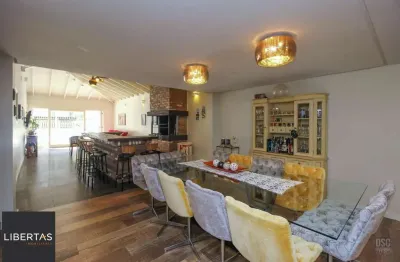 Casa com 3 quartos à venda na Rua Doutor Paulo Franco dos Reis, 30, Boa Vista, Porto Alegre