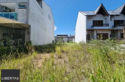 Terreno à venda na Rua Heitor Kramer, 220, Guarujá, Porto Alegre