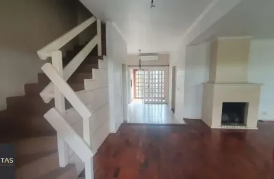 Casa em condomínio fechado com 3 quartos à venda na Avenida da Cavalhada, 6021, Cavalhada, Porto Alegre