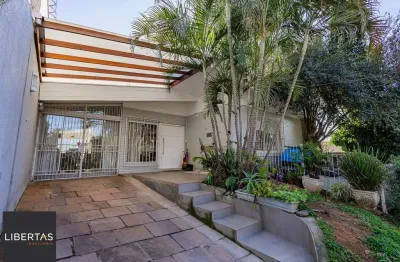 Casa com 3 quartos à venda na Praça Heron Domingues, 35, Jardim Itu Sabará, Porto Alegre