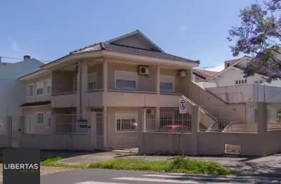 Casa com 5 quartos à venda na Praça Alfred Sehbe, 122, Vila Ipiranga, Porto Alegre