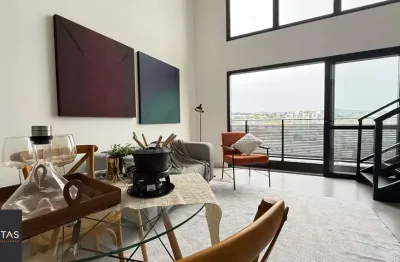 Apartamento duplex  em andar alto com 01 vaga de garagem escriturada