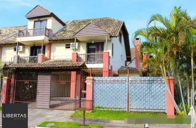 Sobrado para Venda - 266m², 3 dormitórios, sendo 1 suites, 2 vagas - Ipanema