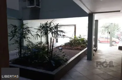 Apartamento com 2 quartos à venda na Rua Vinte e Quatro de Maio, 189, Centro Histórico, Porto Alegre