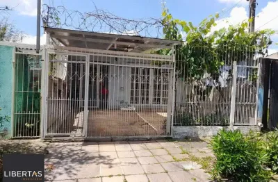 Casa com 2 quartos à venda na Rua Brigadeiro Leonardo Teixeira Collares, 5, Vila Nova, Porto Alegre