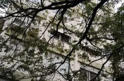 1 quarto,na andré da rocha,com elevador,ótima conservação