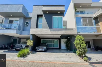 Casa com 3 quartos, 3 suítes e 3 vagas em condomínio fechado no Bairro Ecoville