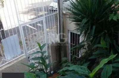 Casa para Venda - 253m², 3 dormitórios, sendo 1 suites, 1 vaga - Santana