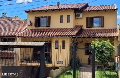 Casa com 3 quartos à venda na Rua Doutor Mário Totta, 2812, Tristeza, Porto Alegre
