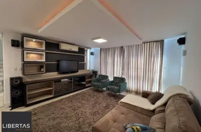 Casa semi mobiliada de 3 dormitórios, 4 vagas no  bairro Cascata