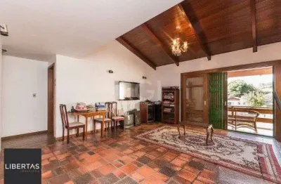 Casa para Venda - 247m², 4 dormitórios, sendo 1 suites, 5 vagas - Glória