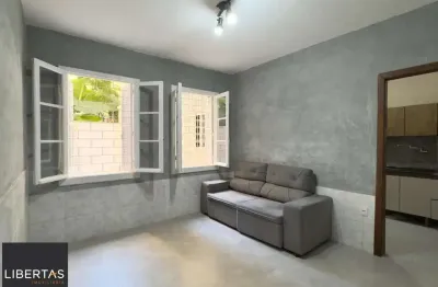 Casa com 3 quartos à venda na Rua Washington Luiz, 302, Centro Histórico, Porto Alegre