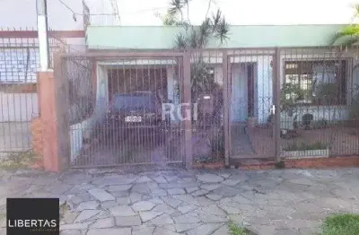 Casa para Venda - 120m², 3 dormitórios, sendo 1 suites, 3 vagas - Nonoai