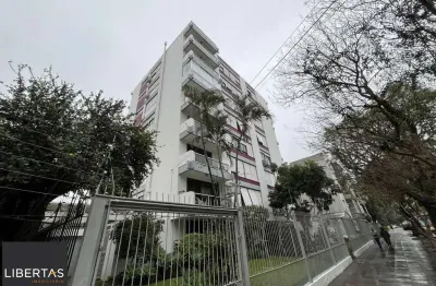 Apartamento de 3 quartos, suíte e 2 vagas de garagem no bairro Farroupilha POA