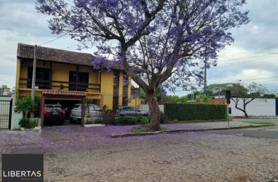 Casa / Sobrado bem grande 266 m² - Vila João Pessoa - Porto Alegre - Preço bem atrativo
