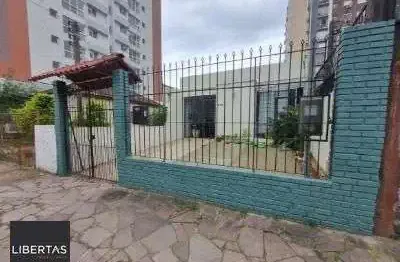 Casa com 2 quartos à venda na Rua Fernando Cortez, 246, Cristo Redentor, Porto Alegre