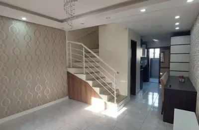 Boletto Imóveis vende casa em Canoas , 2 dormitórios, 1 banheiro, 1 lavabo, garagem para 2 carros,  com móveis fixos em MDF, em fino acabamento.