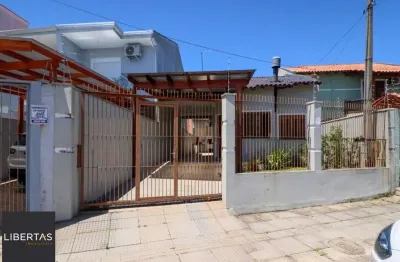 Casa de 108m²  3 dormitórios, 1 suíte, 3 vagas de garagem em Canoas.