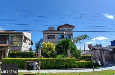 Cobertura com 4 quartos, 4 vagas de garagem, elevador no bairro Igara Canoas.