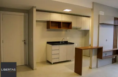 Apartamento 02 dormitórios com 01 suíte e 01 vaga de garagem escriturada