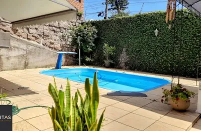 Casa com 3 quartos à venda na Rua General Gomes Carneiro, 825, Medianeira, Porto Alegre