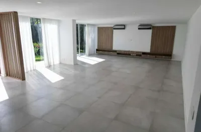 Casa com 4 suítes para alugar no condomínio mansões na barra da tijuca - rio de janeiro