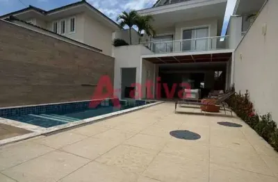 Casa tríplex a venda no Condomínio Vivendas do Sol - Recreio dos Bandeirantes - Rio de Janeiro