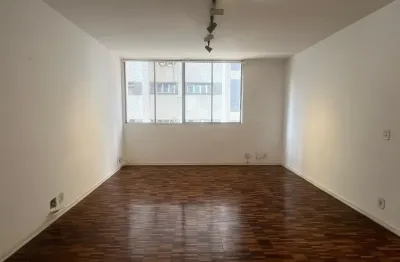 Apartamento pintura nova com 3 quartos 2 banheiros próximo a av paulista.
