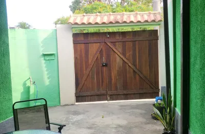 Vende-se com rgi excelente casa linear com 2 quarto(s) na praia da brisa