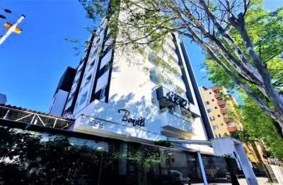 Apartamento no bairro santo antônio, com 02 quartos sendo 01 suíte, cozinha com armários, sacada com churrasqueira e 1 vaga de g