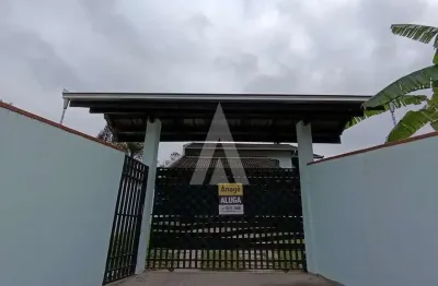 Casa residencial com 4 quartos  para alugar, 480.00 m2 por r$6000.00  - saguacu - joinville/sc