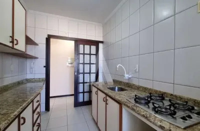 Apartamento com 3 quartos para alugar na Rua Afonso Penna, Bucarein, Joinville