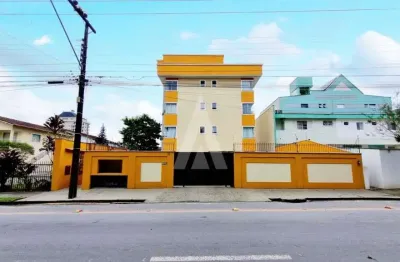 Apartamento com 1 quarto, cozinha com armário e 1 banheiro social no bairro Floresta.