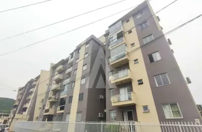 Apartamento com 2 quartos para alugar na Rua Guaíra, Iririú, Joinville