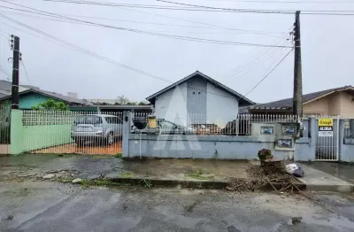 Casa residencial lateral com 36m² e 1 quarto localizado no bairro guanabara.