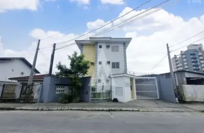 Apartamento no bairro costa e silva com 3 quartos, cozinha com armários, sacada com churrasqueira e 1 vaga de garagem.