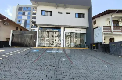 Sala comercial no santo antonio com 100 m² útil e 4,5 m de pé direito