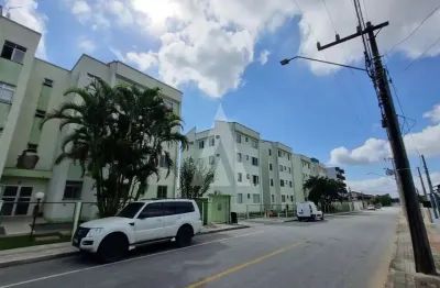 Apartamento com 2 quartos, 1 bwc social, sala de estar/jantar, cozinha com armários e área de serviço.