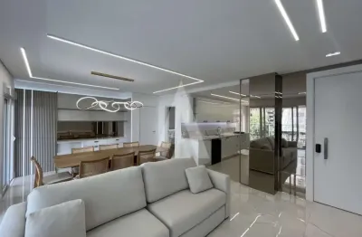 Apartamento mobiliado com 3 quartos sendo 2 suites, no bairro América.