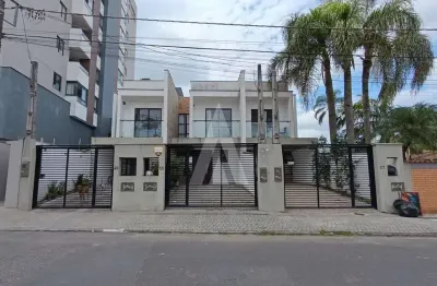 Geminado com 3 dormitórios sendo 1 suíte, no bairro santo antônio.